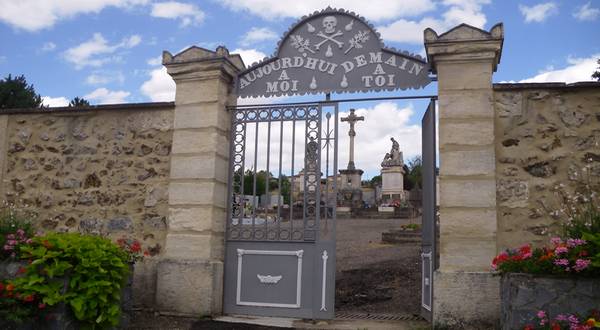 cimetière st denis sur coise 02 10 2016