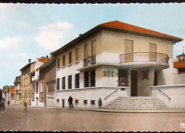 cp architecture la poste chazelles 02 09 2025