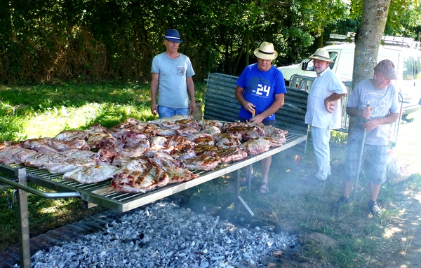 fete kermesse village st denis sur coise 01 07 2017