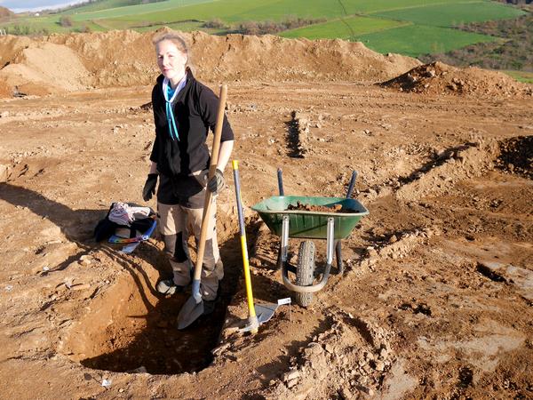 fouille archeologie bellegarde en forez 09 12 2015