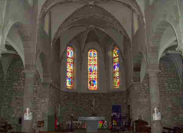 photo eglise vitraux st denis 07 2015
