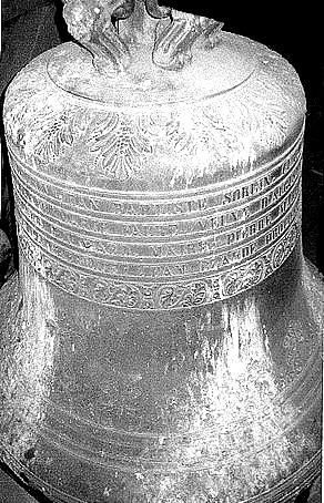 religion cloche eglise meys 01 07 2018